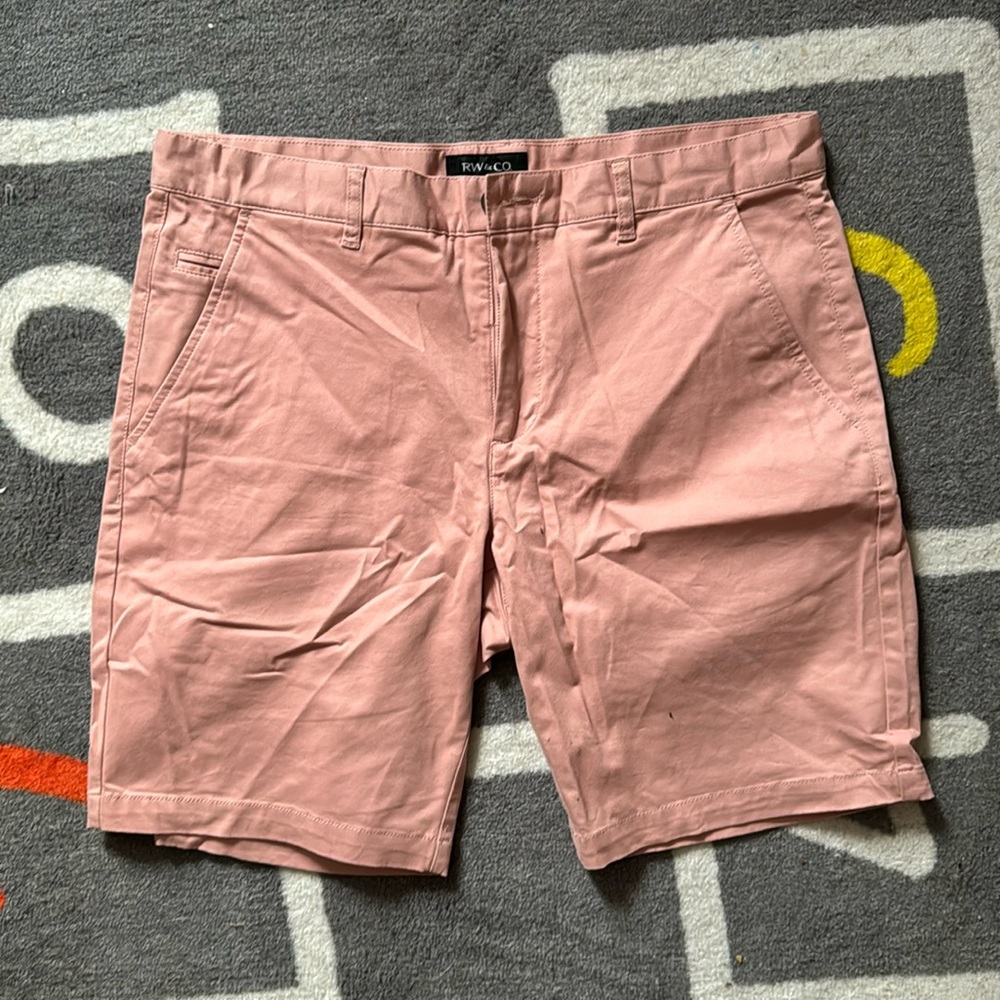 Never worn PINK shorts rw&co
